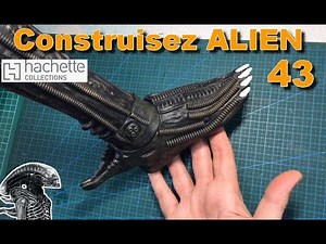 Construisez l'Alien de chez Hachette numéros 43: la peau du pied droit.