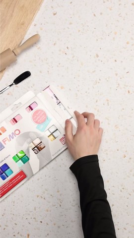 STAEDTLER FIMO Soft Oven-Bake Polymer Modeling Clay: 30 Piece Starter Kit for Jewelry, Scultpting, and Crafting for Beginners, Assorted Colors (0.88 oz Blocks), Adult Crafts and Creative Gifts