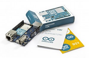 Updating about Arduino Yún (video preview!) and Arduino Robot  | Arduino Blog