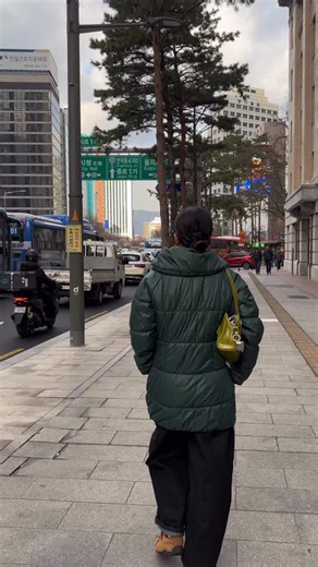 Ergül on Instagram: "Tried this skin treatment at ID Clinic and loved it🫧🧴 thanks to @id_clinic_global for the invitation🤍 Anyone who books a treatment using my code after watching my reels will receive one free gift of their choice: 💧 Glutathione IV 🌱 LDM Skin Treatment 🫧 Premium Face Mask (choose one) I’m sharing a special promotion code with you! Promo code: ID_erg_MA ☆ #idclinic #idclinicambassador #idclinicmyeongdong #reklam"