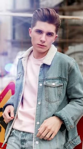 How to use Light Hits | PhotoDirector App Tutorial