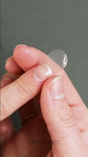 Fix BROKEN Nails in Minutes at Home with This Simple Trick! 💅🏻