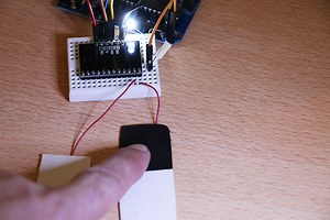 Make any surface touch sensitive with MPR121 and Arduino - Gadgetronicx