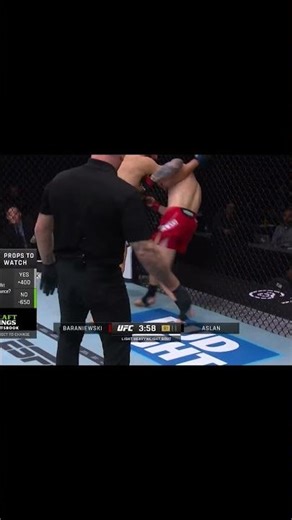 OMG THESE GUYS WERE THROWING BOMBS 💣 #ufc323