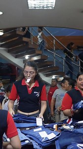 302K views · 4.3K reactions |  ¡Visítanos en la ciudad de Guayaquil! Calle Luque, entre Escobedo y Boyacá ️ HYPER JEANS  Whatsapp: 0997887884 https://whatsapp.com/channel/0029VaDAV701Hsq3GeqTBP2L | Matriz Hyper Jeans | Facebook