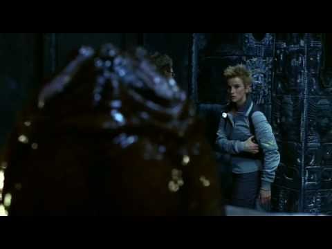 AVP (Alien Versus Predator) Trailer HD