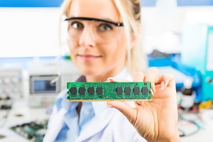 RAM d'un PC ou mémoire vive : définition simple, quantité nécessaire, différence avec le disque dur