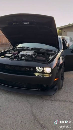 SRT Hellcat Challenger Engine Sound Revealed