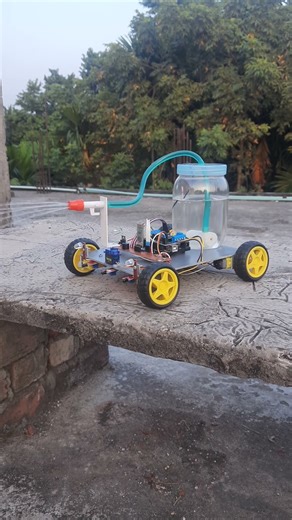 Water-Spraying Firefighter Robot | #arduino #robot