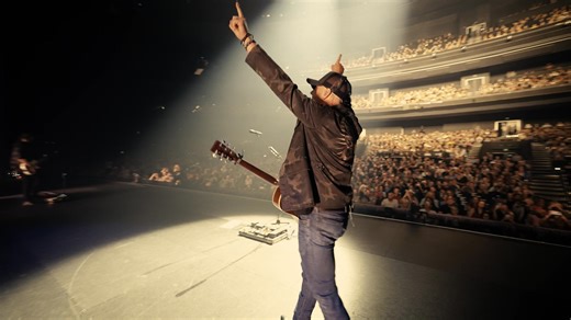 6.6K views · 229 reactions | Holy Hometown Show, what a great night! Thanks to all our friends, family, and fans who came out to sing along. Can’t wait to do that again! Catch us on the road all summer long! : Corey Kelly Images #countrymusic #countryrock #hometown | Tim Hicks | Facebook