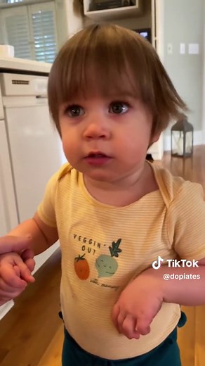 𝗦𝗵𝗲 𝗽𝗼𝗼𝗽𝗲𝗱.. 🤷‍♂️