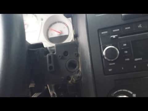 Removing the WIN / WCM Wireless Ignition Module