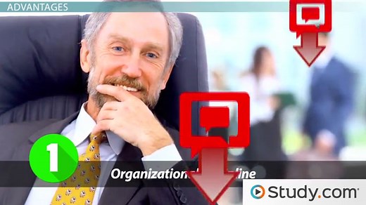 Downward Communication | Definition & Examples