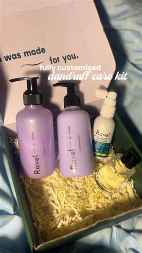 Khushi Julka | skincare | haircare | beauty on Instagram: "dandruff isn’t just a surface issue, treating it right is the only solution. Not every shampoo is made for every scalp, your hair is different, your scalp is different so are your needs. Get your hair report and customised hair kit from @ravelcare today 💙 [ #haircare #dandruff #haircareroutine #dandrufftreatment #dandruffremoval dandruff removal dandruff solution haircare customised hair care haircare that works flakey scalp scalp healt