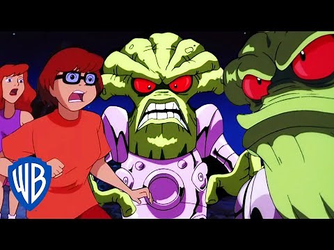 Scooby-Doo! en Español | Momentos alienígenas en Scooby-Doo y los invasores del espacio | WB Kids