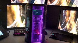 Raspberry Pi Hacker Terminal Inspired by Cyberpunk