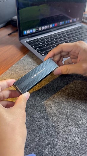 6.3K views · 12 reactions | Your massive digital library now fits in your pocket.  VCOM CU850SN SSD Enclosure is the ultimate companion for creators, students, and professionals on the go. With its tool-free installation, you can set it up in seconds. https://vcom.com.hk #techgadgets #coolgadgets #vcom #usb #ssd #diskdrive #laptopaccessories #computeraccessories #tools #storage | VCOM International Ltd | Facebook