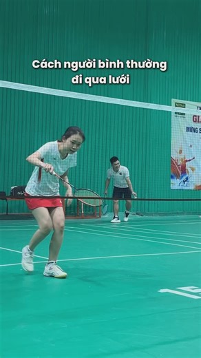 Nini Badminton 🏸 on Instagram: "🏸 Những người l.ười thường có lối đi riêng 😂 #ninibadminton #badminton #caulong #trend #quanaocaulong #freeship #tatyonex #balocaulong #baovotcaulong #vaycaulong #quanyonex #votcaulong #sancaulong #giaycaulong #aokhoaccaulong #tuidunggiay #freeship #viral #xuhuong #outfit #fashion #fyp"