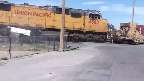 Epic Driving Fails: Hilarious Idiots Behind the Wheel in Crazy Car Mishaps