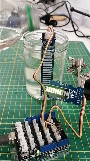 Grove Water Level Sensor & Grove LED Bar v2 at Arduino UNO R3