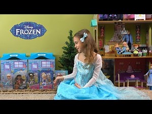Princess Anna and Elsa Show and Tell and Dress up at School Story with New Princesses and Friends