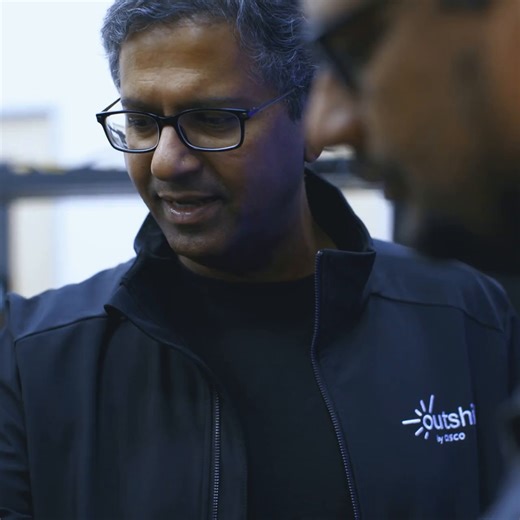 8.9K views · 84 reactions | "At Cisco, we build complete stacks from silicon to software. Now we're doing the same for quantum networking." Learn how we built the first software that connects quantum computers from SVP & GM Outshift, Vijoy Pandey  https://cs.co/6189AbkEh | Cisco | Facebook