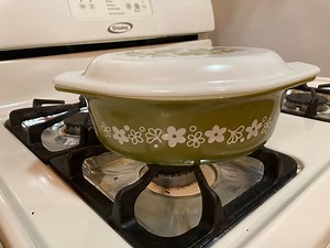 We Used This Vintage Pyrex 1.5 Quart Ovenware For 20 Years - Found Its Legendary Pattern Is 11% Lead