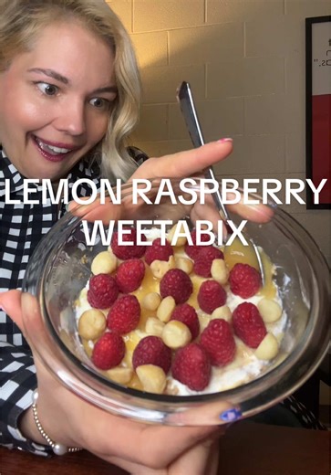 Breakfast won today 🍋 thank you, Pam!! #weetabix #lemonraspberry #lemoncurd #teachersoftiktok #workbreak