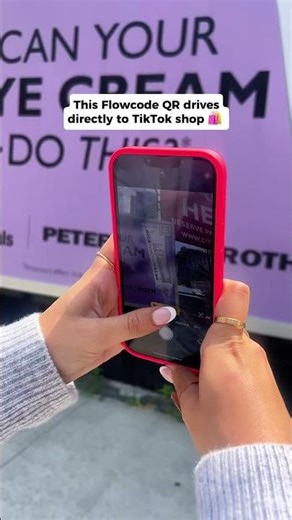 Peter Thomas Roth x Flowcode Billboard