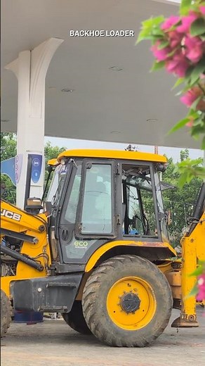 JCB 3DX Loading Soil in Swaraj Tractor Powerful Work