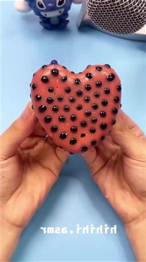 Satisfying Handmade Love Pinch ASMR Experience
