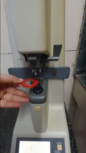 Use of automated Lensometer