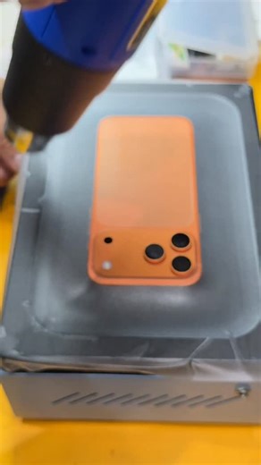 Tech way on Instagram: "17pro Xinxiangshicheng arranges transparent frosted film and lens film! Restore the original color and restore the bare phone feel! #HangzhouMobileFullWrap #HangzhouMobileFoil #MeijiFullWrap #17proFoil"