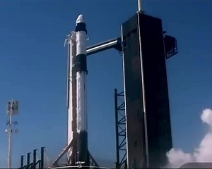 11K views · 307 reactions | Axiom's four-man team lifts off from Kennedy Space Center in Cape Canaveral, Florida, riding atop a SpaceX Falcon 9 rocket in the first private astronaut mission to the International Space Station, April 8, 2022. | OAF Nation | Facebook