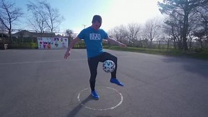 Learn how to do the ‘Hop The World’ HTW freestyle football skill tutorial ⚽️🔥✅ For more tutorials visit freestylefootballmasterclass.com #Freestyle #footballskills #tutorial #learn #howtodo | Andrew Henderson