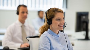 Top 15 call center recording software (features, pricing)