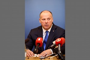 Bergmanim nav informācijas par ieceri NATO klātbūtnes izmaiņām Latvijā