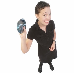 How to Finalize the Copy of a DVD With a Power2Go | Synonym