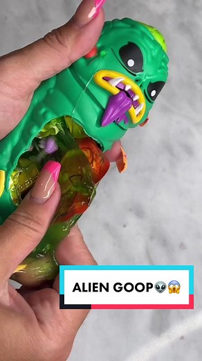 Satisfying Alien Goo Squishing Experience | Treasure X Toy Unboxing