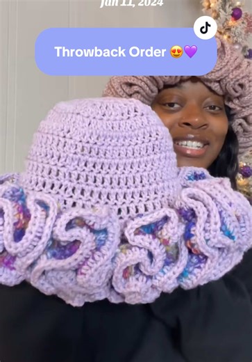 Throwback to this super fun order 😍😍😍 I love when yall put the best color combinations together!! I have a ton of sales happening today yall! Do not miss out. Grab my beanies and shag jackets in your favorite colors today, I love yall 🫶🏾✨ #crochetbyk #placeyourorders♡♡ #crochetrufflebuckethat🧶 #crochetbeanie #crochethat