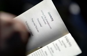 Create Personalized Wedding Programs With Free Templates | LoveToKnow