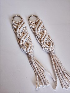 Macrame Keychain Tutorial for Beginners | Step-by-step PDF 30 Page With Photos   Knot Guide | Easy First Project | Instant Download - Etsy