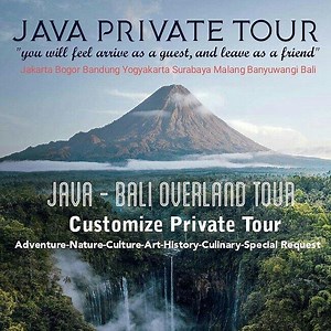 About Us - Java Private Tour