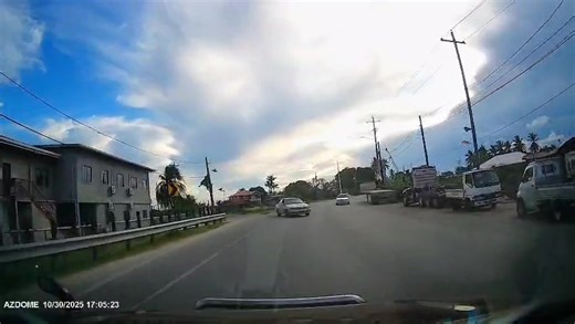 34K views · 72 reactions | TRAFFIC ALERT! Good afternoon, this idiot is endangering the lives of other road user | Guyanese Critic | Facebook