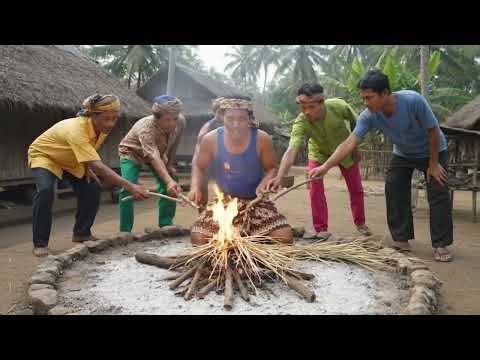 Primitive Village people catch and cook Giant Phyton Snake