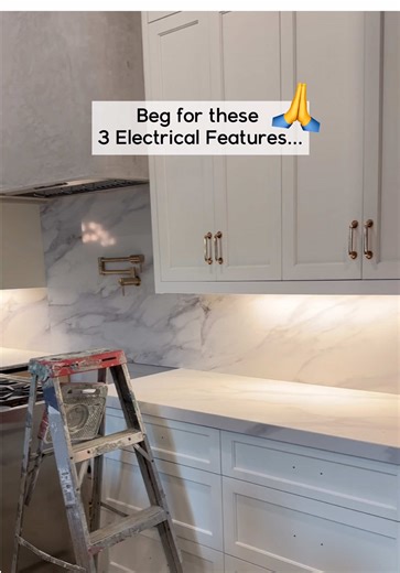 🛑 Don’t Build a House without seeing my Checklist… Get it at BuilderBrigade.com 🤯Foundation, Electrical, Plumbing, Framing, HVAC, Finishes, the list is endless. Get my Checklist to start getting organized. These electrical Features are some of my favorites, others include a smart panel, Low voltage lighting, Bidet outlet, Mantel outlet, Four corners of the house for flood lights, Doorbell wiring, and Lights down at the mailbox if you’re feeling a little extra 💅 #BuilderBrigade #homebuildingti