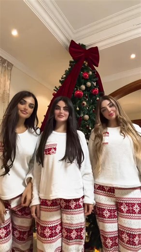 𝓗𝓪𝓵𝓪 𝓐𝓵𝓫𝓸𝓾𝓬𝓱𝓲 on Instagram‎: "آخر مرة"‎