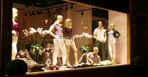 Visual Merchandising for Retail Window Displays