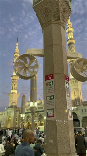 Almaruf Global Works on Instagram: "Assalamuhalaykum waramatullahi wabarakatuh A Glimpse of Serenity from the Haram*✨ Ramadan in Makkah is a spiritual experience like no other. If Umrah this coming Ramadan is in your plans, now is the best time to register. 🕋 Early registration saves you from last-minute stress ✈️ Flight ticket prices are not fixed and may increase closer to Ramadan 📋 Early booking also helps prevent you from any additional charges ⏳ Limited slots available over. 65% of our Ra