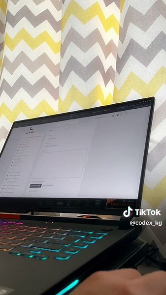 Работаю из дома и делаю свою CRM ку на базе Python и JavaScript #python #javascript #crm #code #vibe #work #asus #fyp